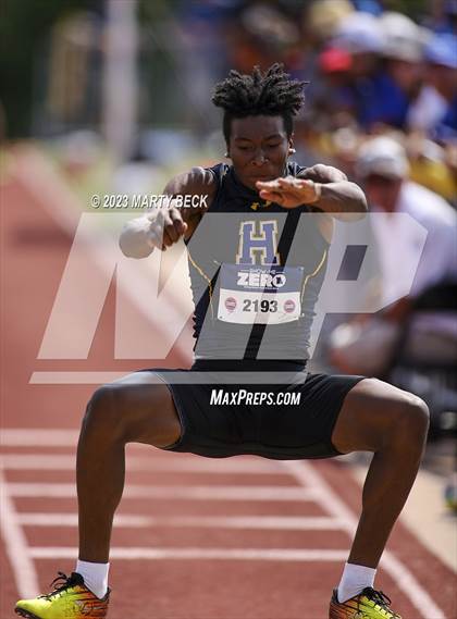 Thumbnail 2 in Class 5 Triple Jump (MSHSAA State Championship) photogallery.