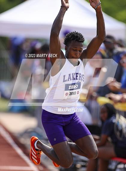 Thumbnail 3 in Class 5 Triple Jump (MSHSAA State Championship) photogallery.
