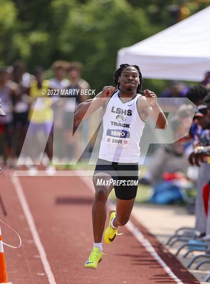 Thumbnail 3 in Class 5 Triple Jump (MSHSAA State Championship) photogallery.