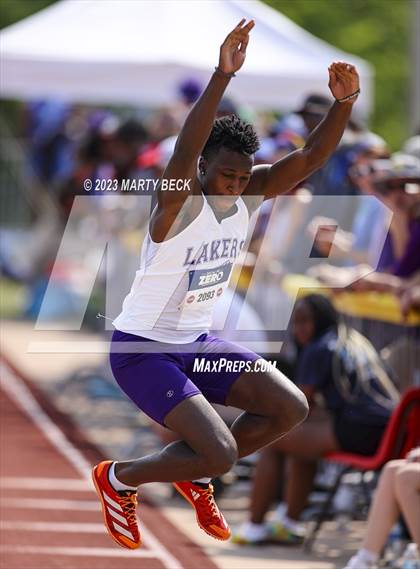 Thumbnail 2 in Class 5 Triple Jump (MSHSAA State Championship) photogallery.