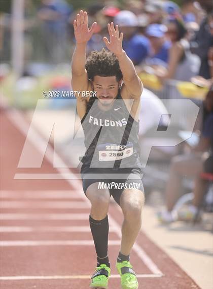 Thumbnail 2 in Class 5 Triple Jump (MSHSAA State Championship) photogallery.