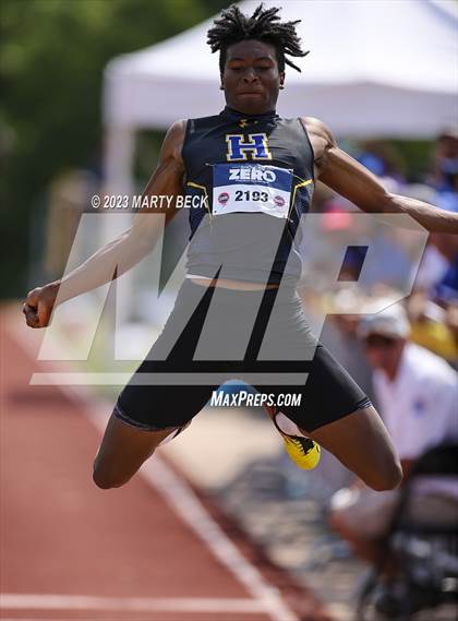 Thumbnail 1 in Class 5 Triple Jump (MSHSAA State Championship) photogallery.