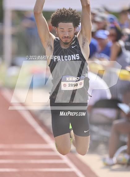 Thumbnail 1 in Class 5 Triple Jump (MSHSAA State Championship) photogallery.
