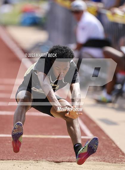 Thumbnail 1 in Class 5 Triple Jump (MSHSAA State Championship) photogallery.