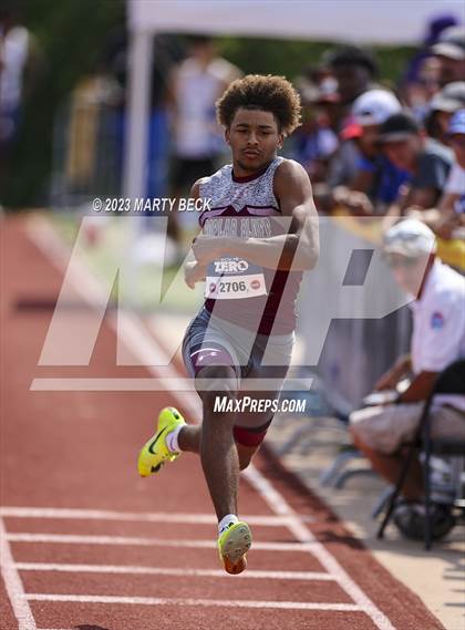 Thumbnail 1 in Class 5 Triple Jump (MSHSAA State Championship) photogallery.