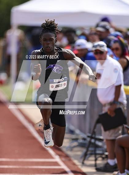 Thumbnail 2 in Class 5 Triple Jump (MSHSAA State Championship) photogallery.