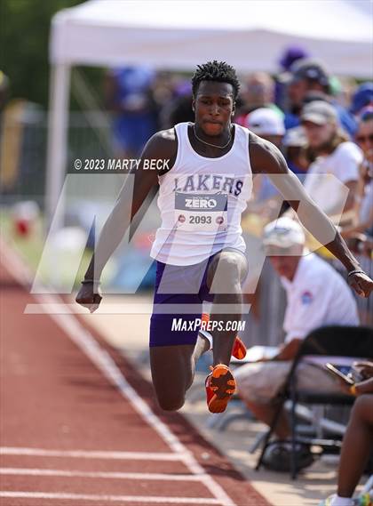 Thumbnail 3 in Class 5 Triple Jump (MSHSAA State Championship) photogallery.
