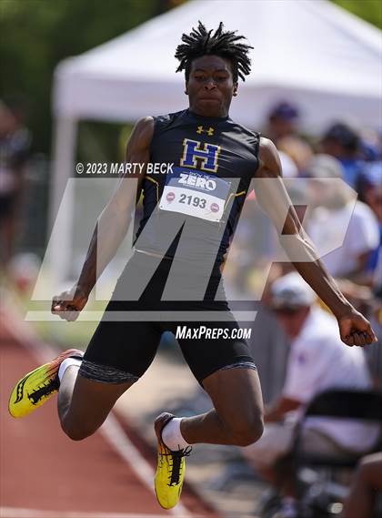 Thumbnail 1 in Class 5 Triple Jump (MSHSAA State Championship) photogallery.