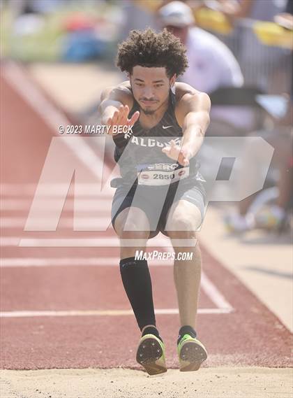 Thumbnail 2 in Class 5 Triple Jump (MSHSAA State Championship) photogallery.