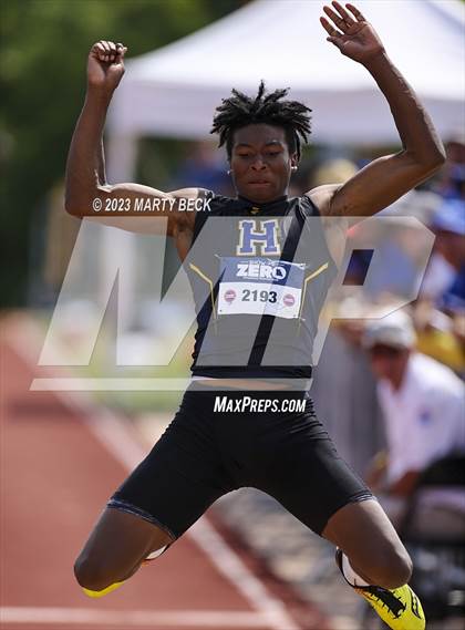 Thumbnail 2 in Class 5 Triple Jump (MSHSAA State Championship) photogallery.