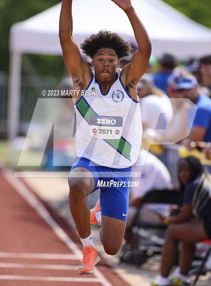 Thumbnail 1 in Class 5 Triple Jump (MSHSAA State Championship) photogallery.