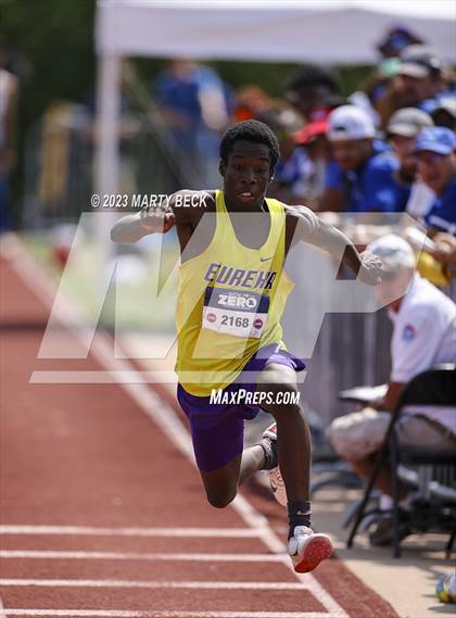 Thumbnail 2 in Class 5 Triple Jump (MSHSAA State Championship) photogallery.