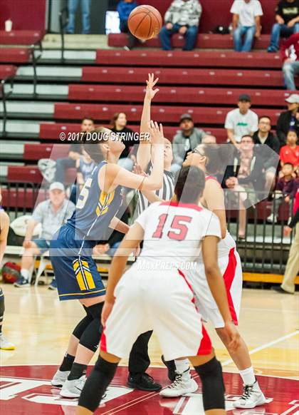 Thumbnail 3 in Oak Ridge vs McClatchy (CIF Division I Girls Regional Championship) photogallery.
