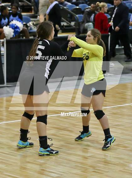 Thumbnail 3 in South Terrebonne vs Academy of Our Lady (LHSAA Division II Quarterfinal Playoff) photogallery.