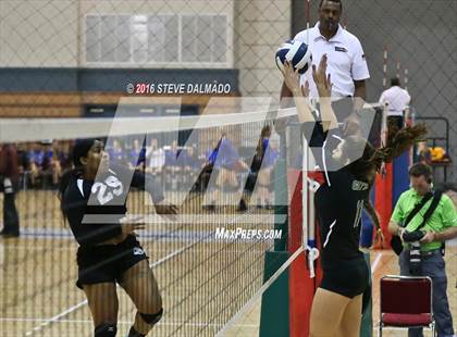 Thumbnail 1 in South Terrebonne vs Academy of Our Lady (LHSAA Division II Quarterfinal Playoff) photogallery.