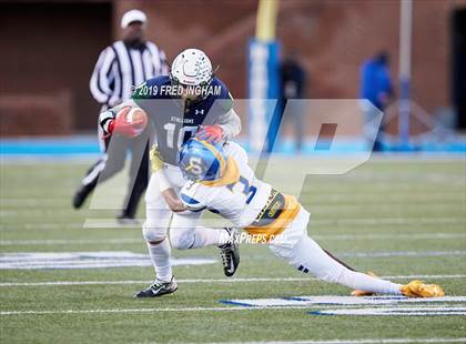 Thumbnail 2 in Oscar Smith vs. South County (VHSL Class 6 Final) photogallery.