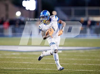 Thumbnail 1 in Oscar Smith vs. South County (VHSL Class 6 Final) photogallery.
