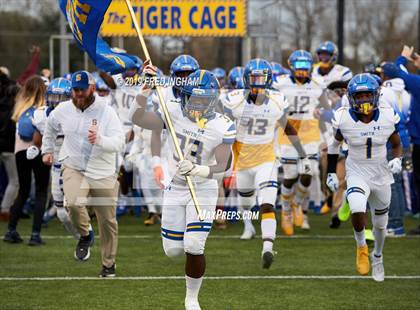 Thumbnail 1 in Oscar Smith vs. South County (VHSL Class 6 Final) photogallery.
