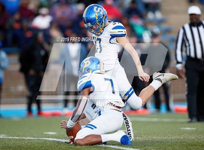 Thumbnail 1 in Oscar Smith vs. South County (VHSL Class 6 Final) photogallery.