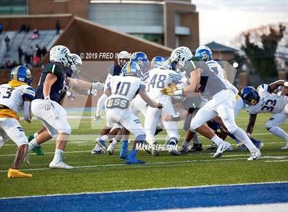 Thumbnail 2 in Oscar Smith vs. South County (VHSL Class 6 Final) photogallery.