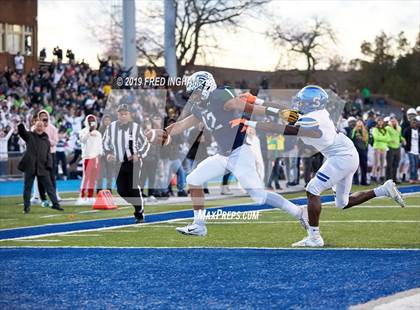 Thumbnail 1 in Oscar Smith vs. South County (VHSL Class 6 Final) photogallery.