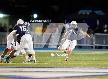 Thumbnail 3 in Oscar Smith vs. South County (VHSL Class 6 Final) photogallery.