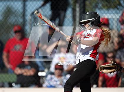 Thumbnail 3 in Eaton vs. Rocky Ford (CHSAA 3A Semifinal) photogallery.