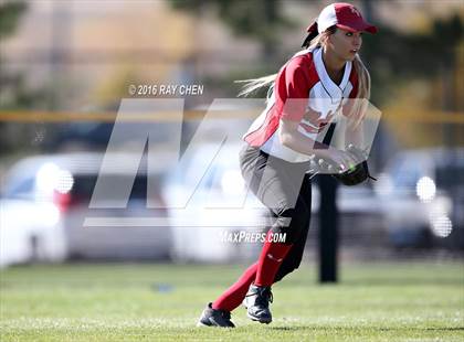 Thumbnail 2 in Eaton vs. Rocky Ford (CHSAA 3A Semifinal) photogallery.