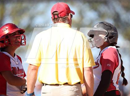 Thumbnail 2 in Eaton vs. Rocky Ford (CHSAA 3A Semifinal) photogallery.