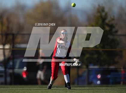 Thumbnail 3 in Eaton vs. Rocky Ford (CHSAA 3A Semifinal) photogallery.
