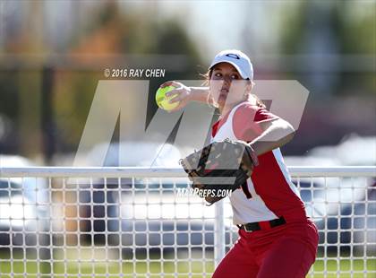 Thumbnail 2 in Eaton vs. Rocky Ford (CHSAA 3A Semifinal) photogallery.