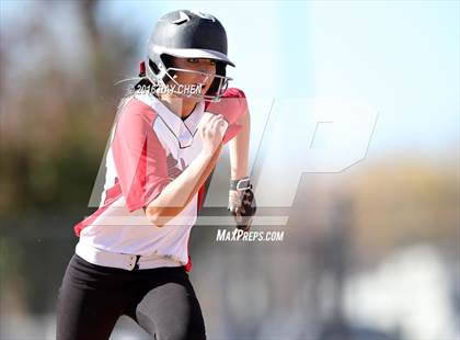 Thumbnail 3 in Eaton vs. Rocky Ford (CHSAA 3A Semifinal) photogallery.