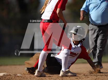 Thumbnail 3 in Eaton vs. Rocky Ford (CHSAA 3A Semifinal) photogallery.