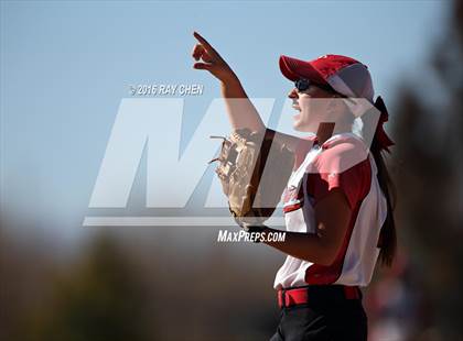 Thumbnail 1 in Eaton vs. Rocky Ford (CHSAA 3A Semifinal) photogallery.