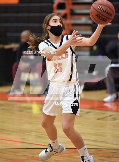 Thumbnail 2 in Hamilton @ Corona del Sol photogallery.