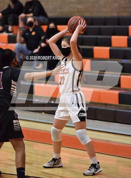 Thumbnail 3 in Hamilton @ Corona del Sol photogallery.
