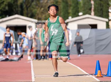 Thumbnail 2 in Herd Roundup @ Elk Grove HS photogallery.