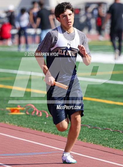 Thumbnail 3 in Herd Roundup @ Elk Grove HS photogallery.
