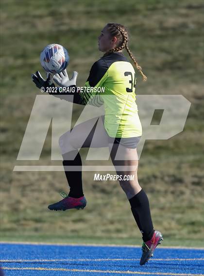 Thumbnail 3 in Green Canyon vs. Mountain Crest (UHSAA 4A Semifinal) photogallery.