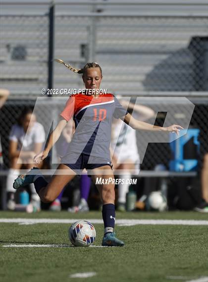Thumbnail 2 in Green Canyon vs. Mountain Crest (UHSAA 4A Semifinal) photogallery.