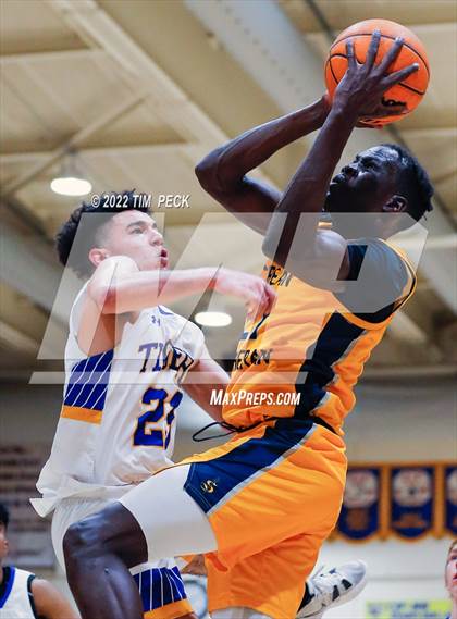 Thumbnail 1 in Crean Lutheran @ Valencia photogallery.
