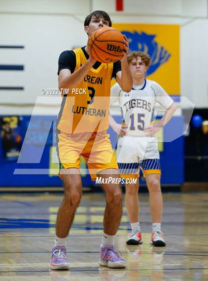Thumbnail 1 in Crean Lutheran @ Valencia photogallery.