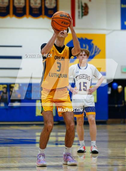 Thumbnail 2 in Crean Lutheran @ Valencia photogallery.