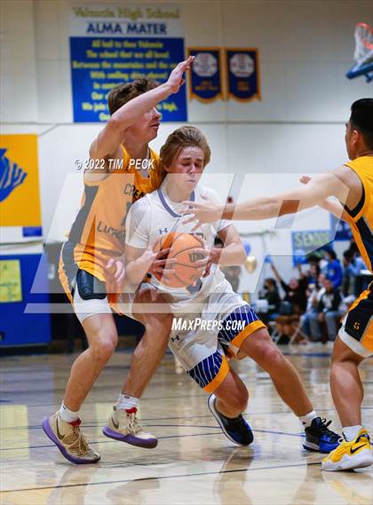 Thumbnail 2 in Crean Lutheran @ Valencia photogallery.