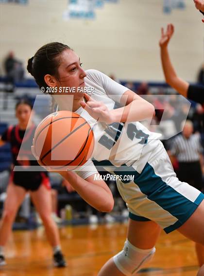 Thumbnail 3 in Camas @ Auburn Riverside photogallery.