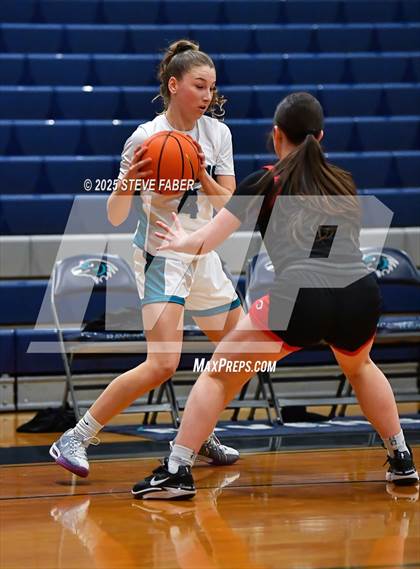 Thumbnail 2 in Camas @ Auburn Riverside photogallery.