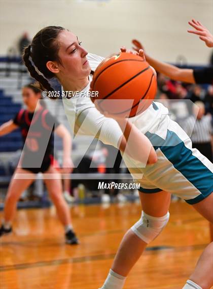 Thumbnail 1 in Camas @ Auburn Riverside photogallery.