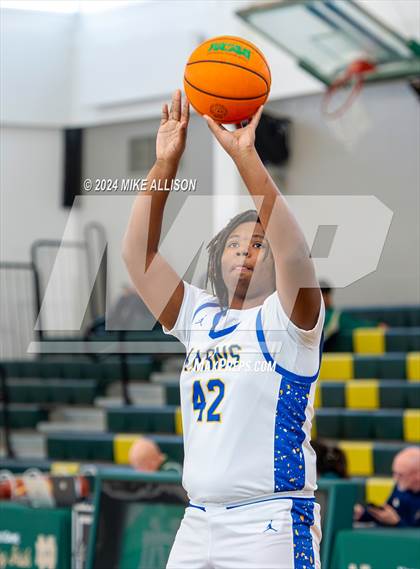 Thumbnail 1 in St. Pius X Catholic vs. Karns photogallery.