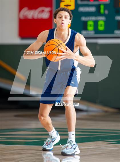 Thumbnail 1 in St. Pius X Catholic vs. Karns photogallery.