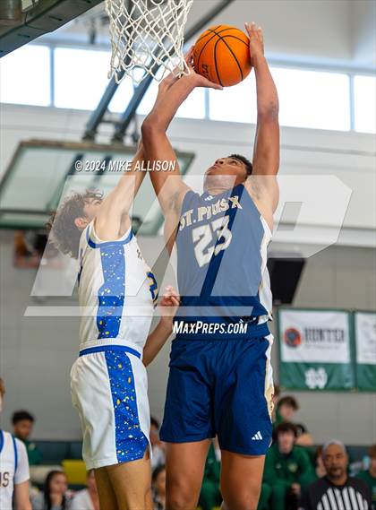 Thumbnail 3 in St. Pius X Catholic vs. Karns photogallery.